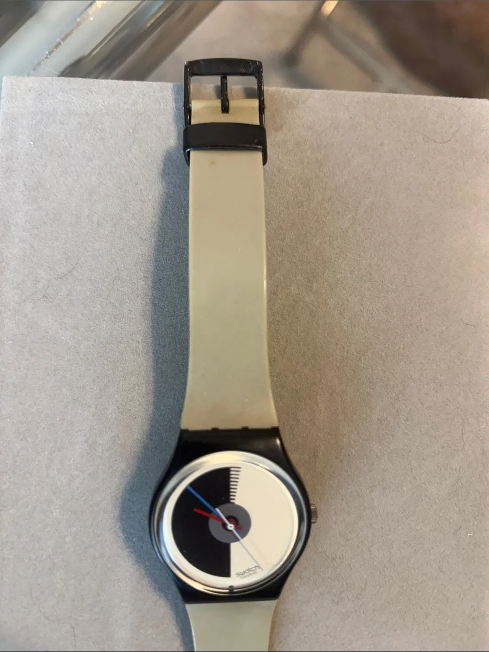 1986 Mezza Luna Swatch - Vintage